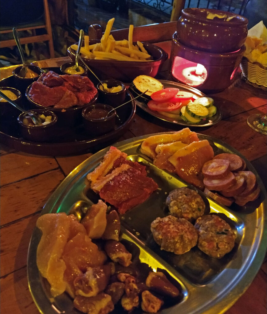 Krokodillo - Fondue em Campos do Jordão