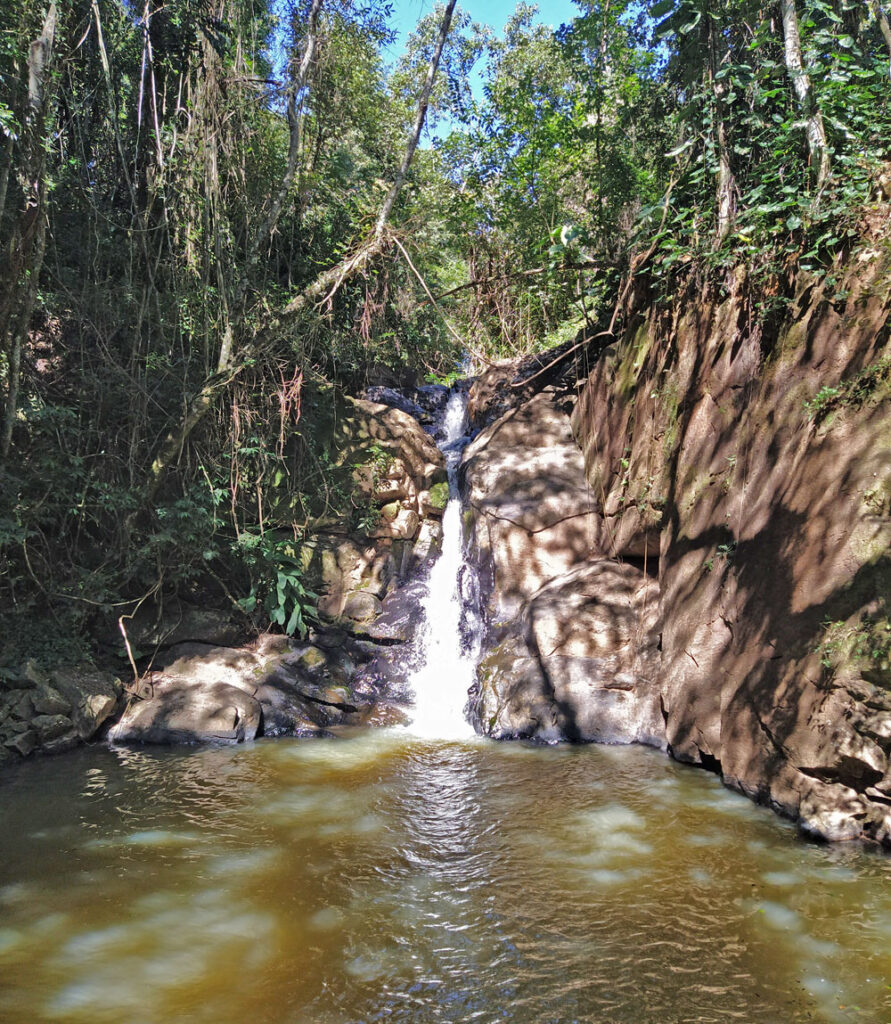 Cachoeira Sertãozinho I - Bueno Brandão