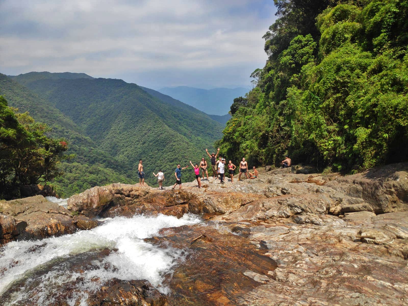 Trilha da Cachoeira da Torre