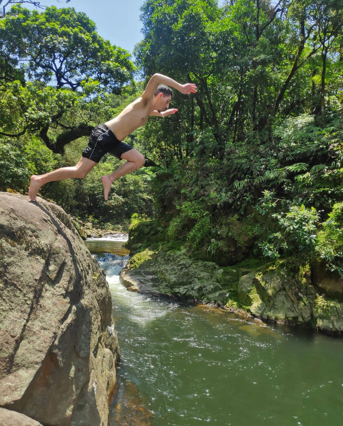 Piscina natural da Cachoeira da Torre