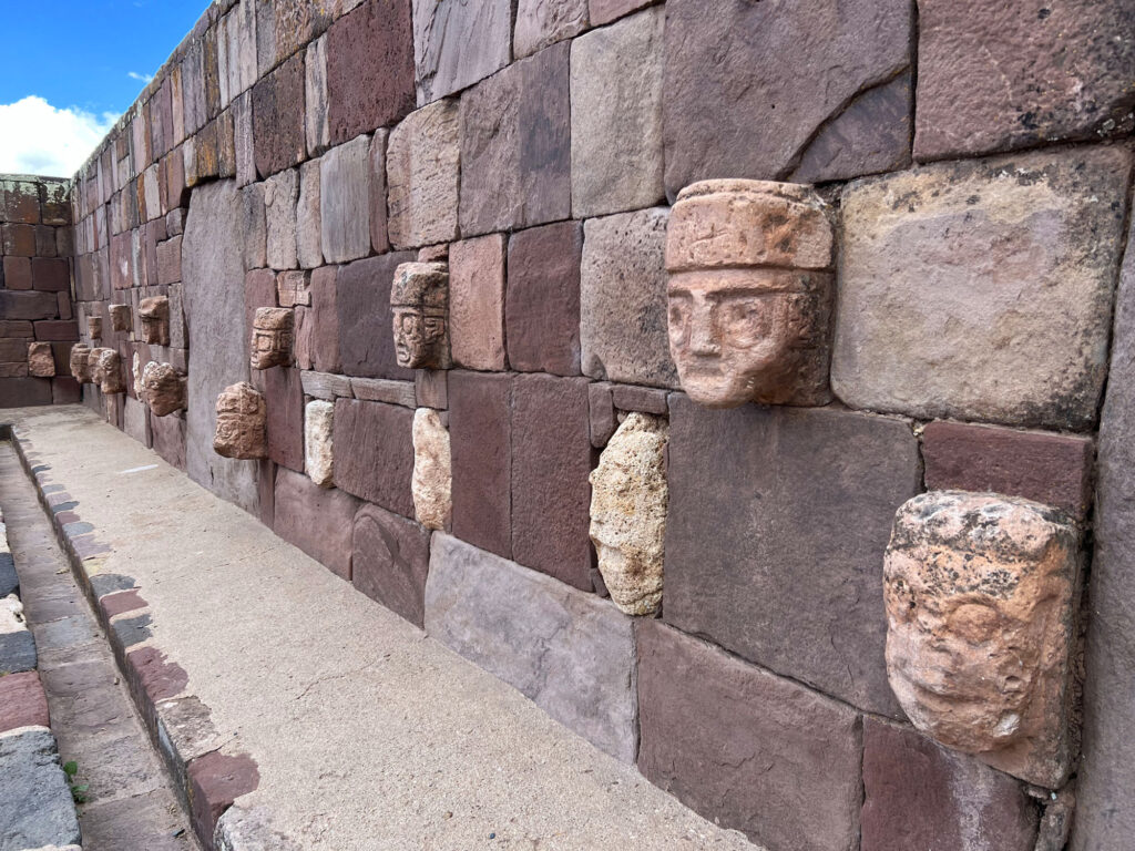 Ruínas de Tiwanaku