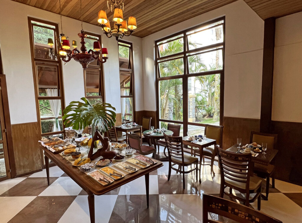 Café da manhã da Pousada Pataca de Prata