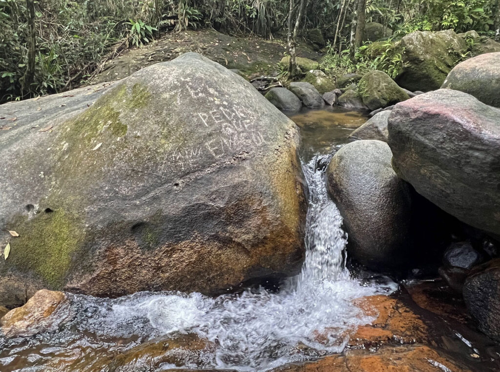 Pedra que Engole - Trindade, Paraty