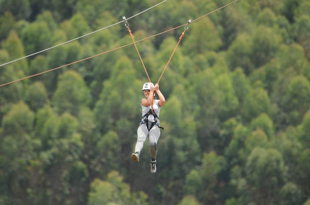 Mega Tirolesa de Pedra Bela
